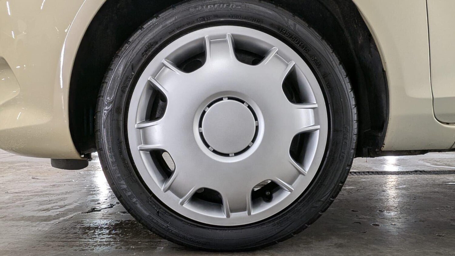 Used Ford Fiesta for sale - 77190682: Photo 8