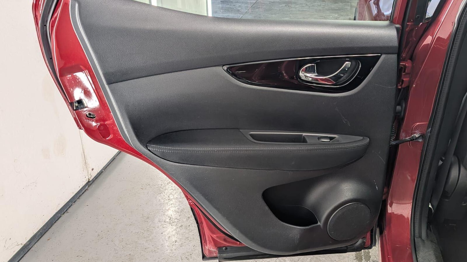 Used Nissan Qashqai 2014 for sale - 76832769: Photo 28