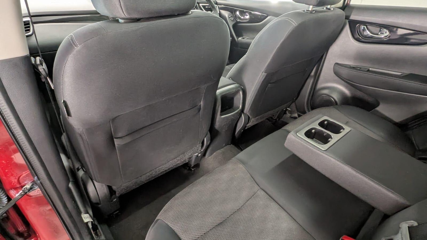 Used Nissan Qashqai 2014 for sale - 76832769: Photo 30