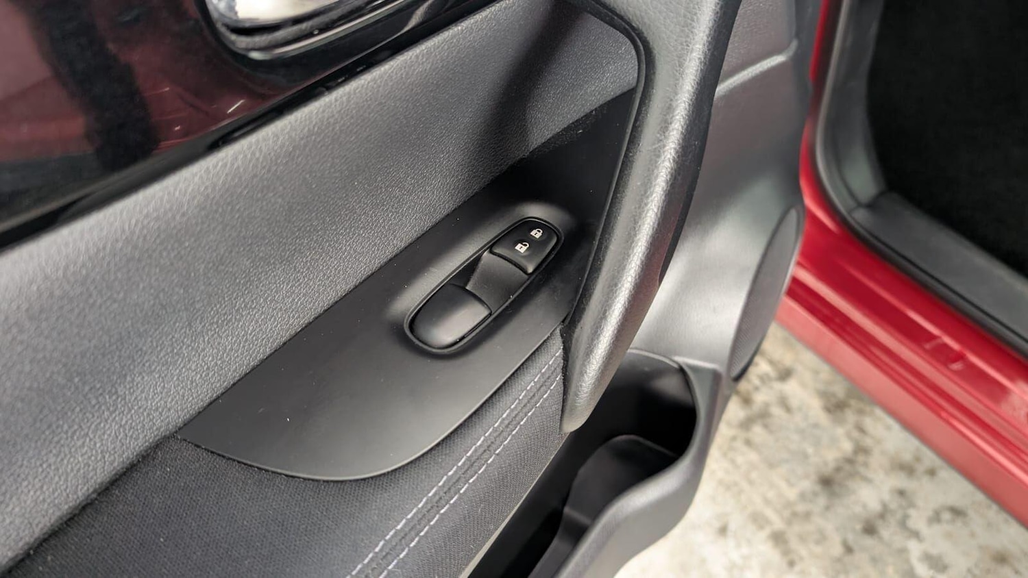 Used Nissan Qashqai 2014 for sale - 76832769: Photo 38