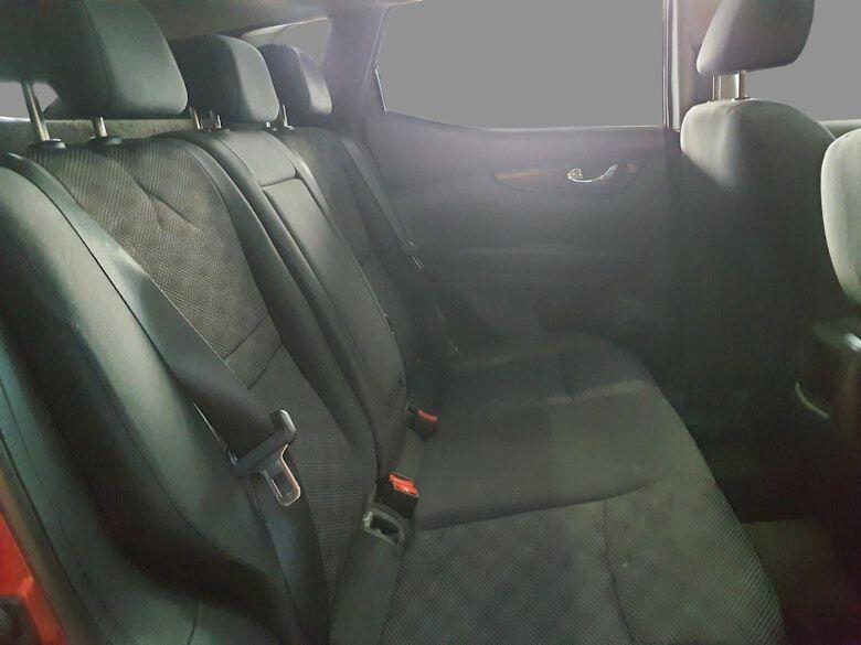 Used Nissan Qashqai 2014 for sale - 76832769: Photo 4
