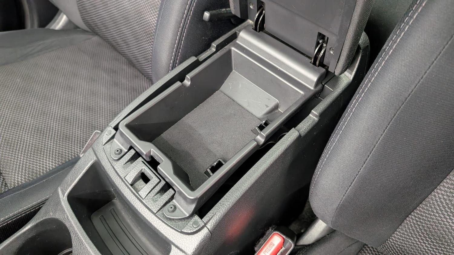 Used Nissan Qashqai 2014 for sale - 76832769: Photo 40