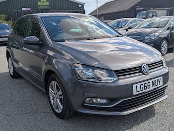 Used Volkswagen Polo 2016 for sale - 79668988: Photo