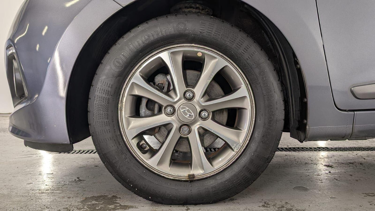 Used Hyundai i10 2014 for sale - 76432549: Photo 19