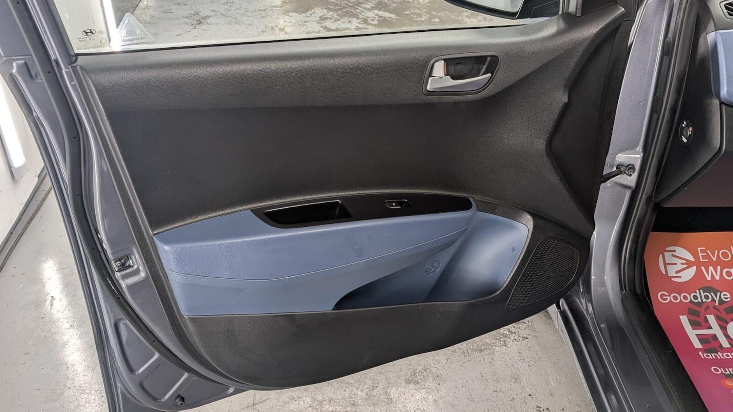 Used Hyundai i10 2014 for sale - 76432549: Photo 21