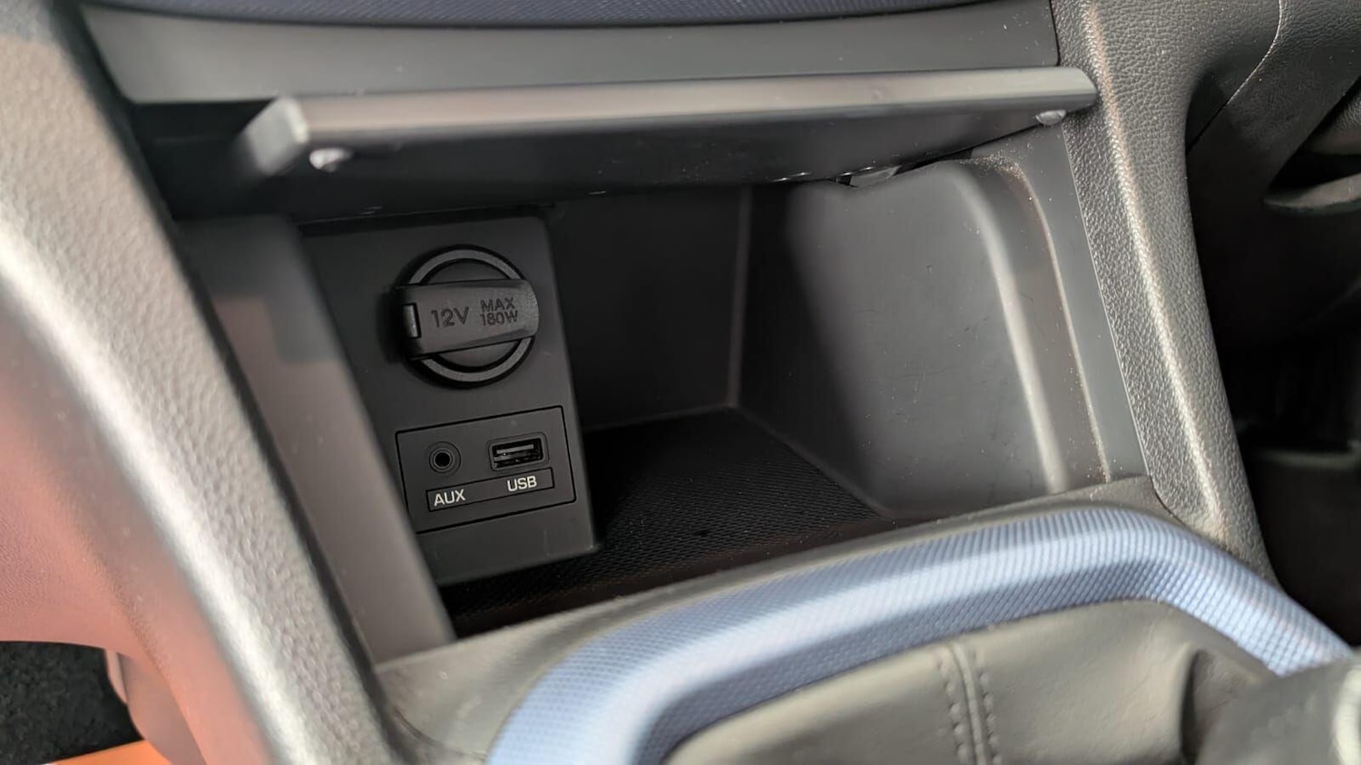 Used Hyundai i10 2014 for sale - 76432549: Photo 27