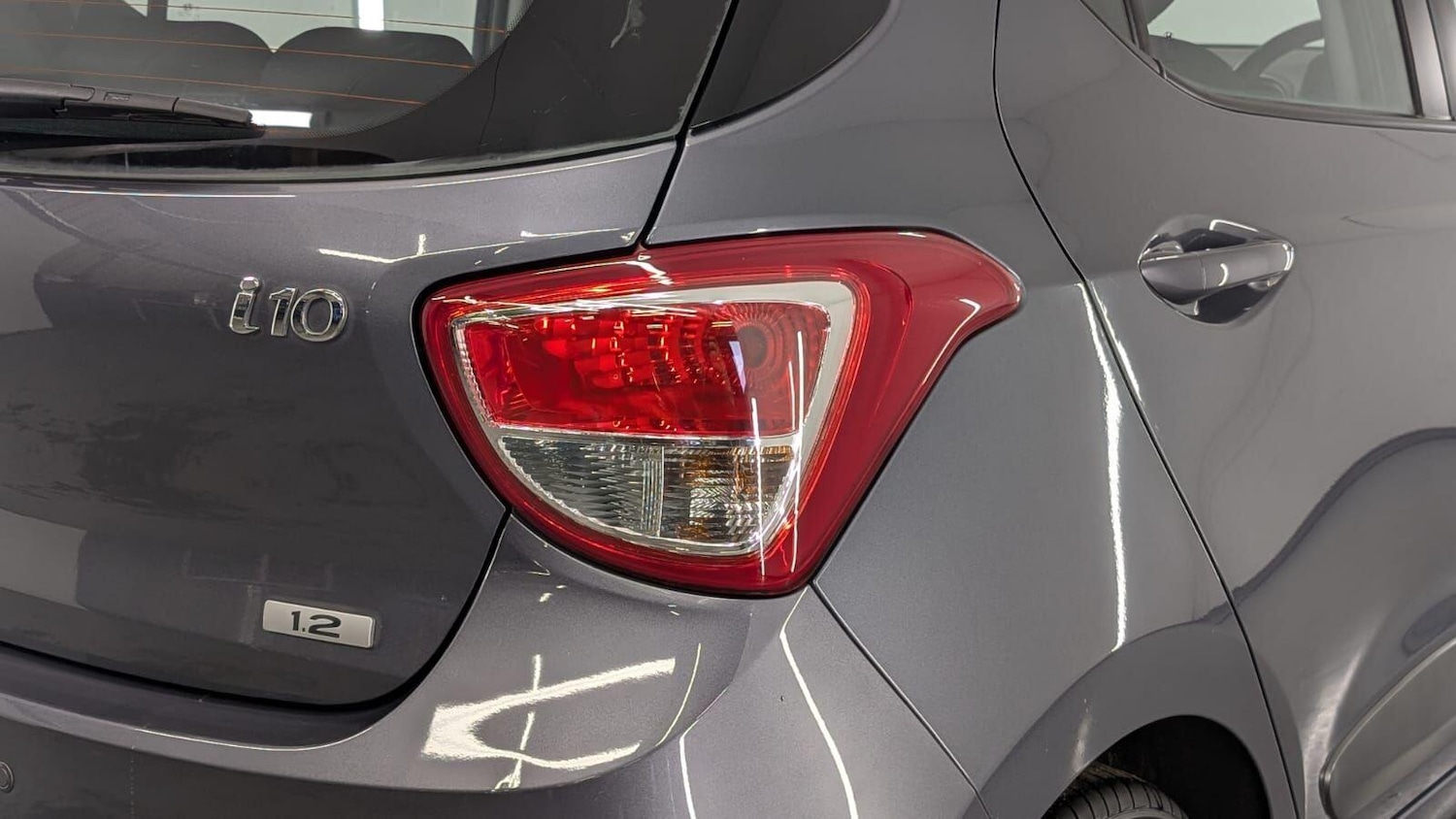 Used Hyundai i10 2014 for sale - 76432549: Photo 85