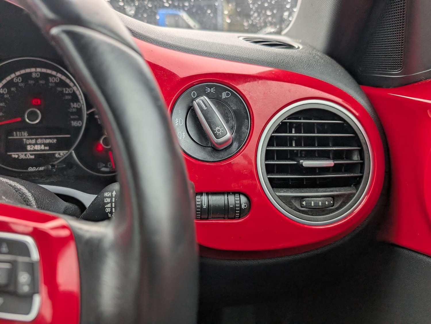 Used Volkswagen Beetle 2014 for sale - 78035129: Photo 22