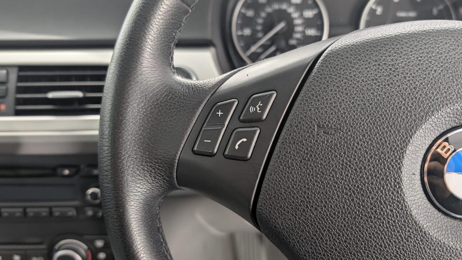 Used BMW 3 Series 2009 for sale - 77253580: Photo 38