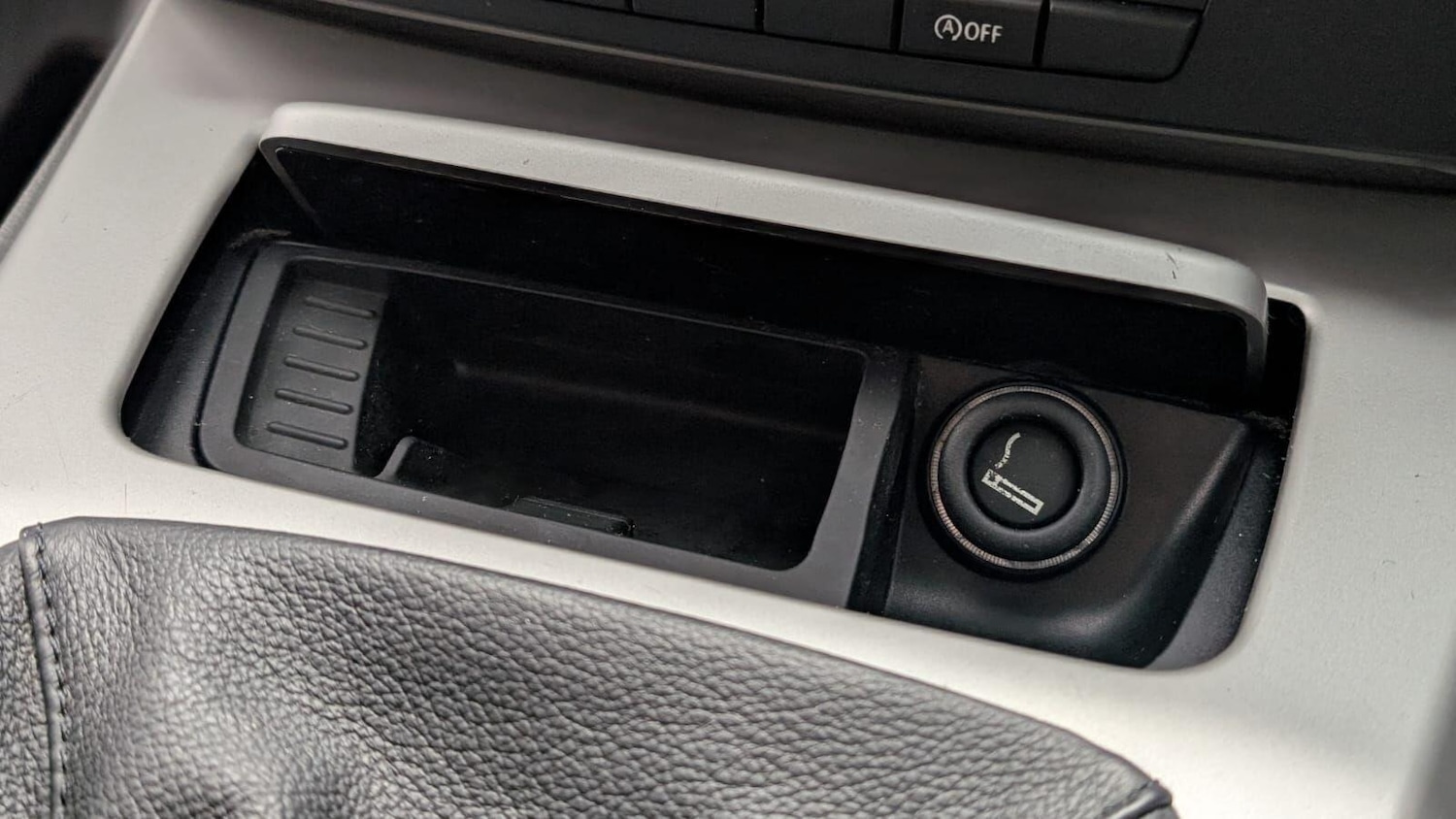 Used BMW 3 Series 2009 for sale - 77253580: Photo 43