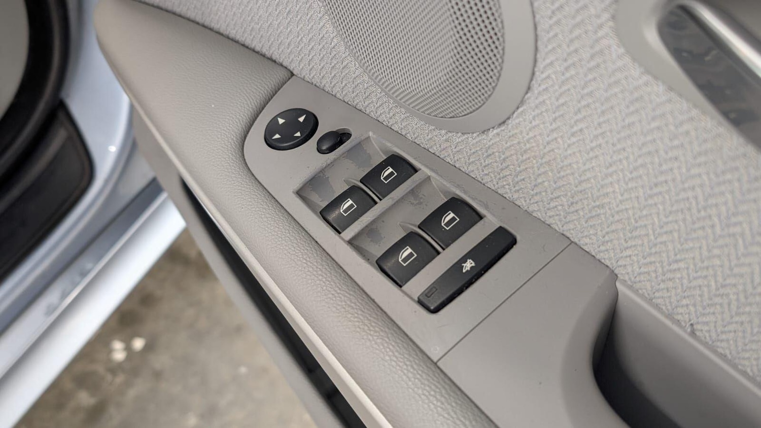 Used BMW 3 Series 2009 for sale - 77253580: Photo 45