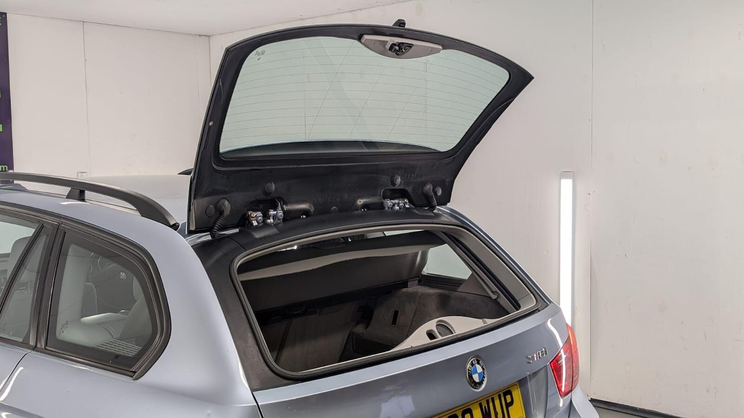 Used BMW 3 Series 2009 for sale - 77253580: Photo 63