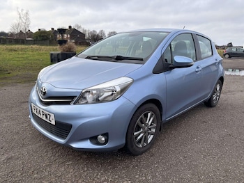 Used Toyota Yaris 2014 for sale - 77331967: Photo