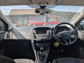 Used Ford Focus 2015 for sale - 78759364: Photo