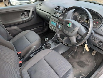 Used Skoda Fabia 2012 for sale - 77229602: Photo