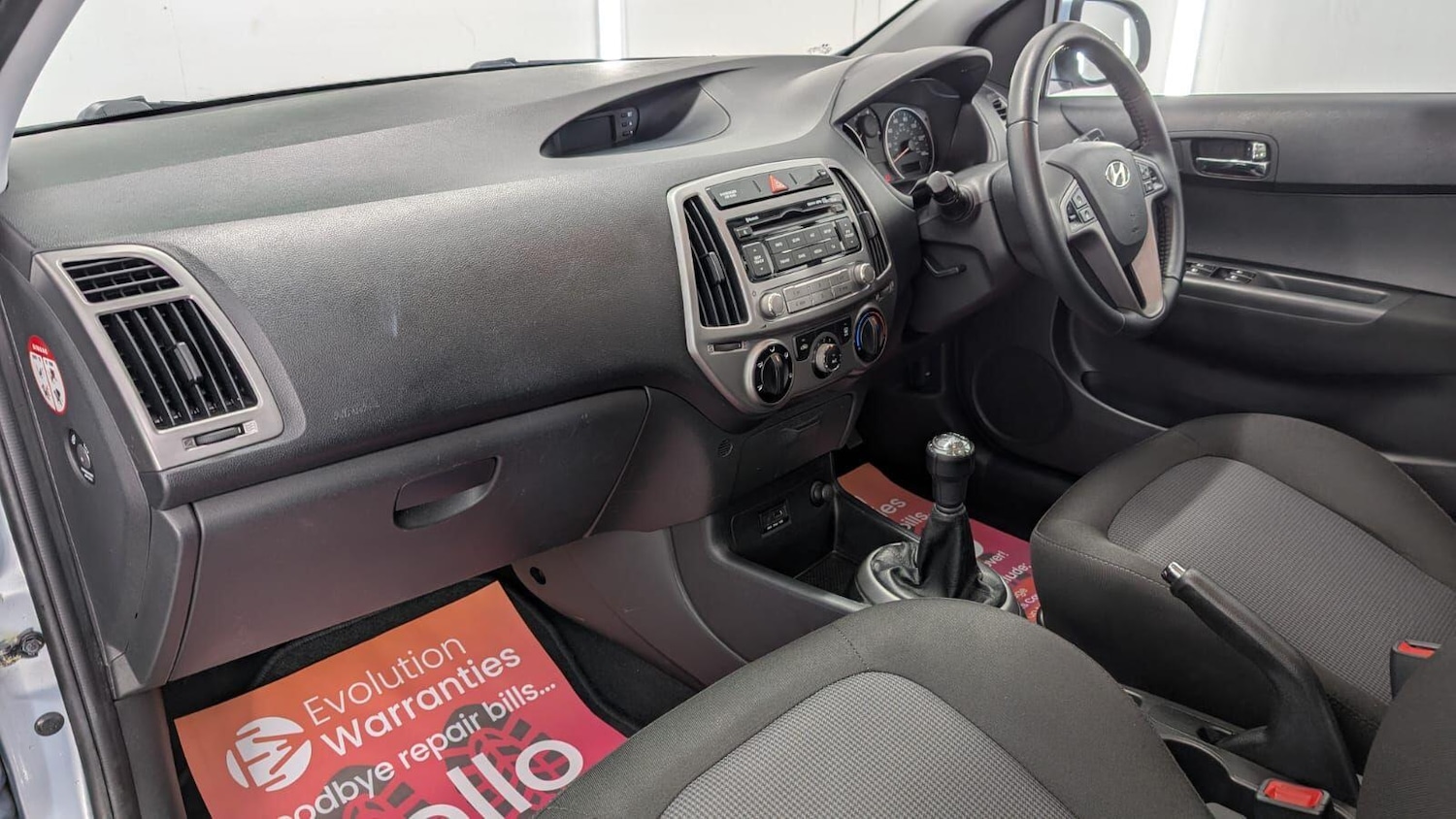 Used Hyundai i20 2014 for sale - 76608515: Photo 29