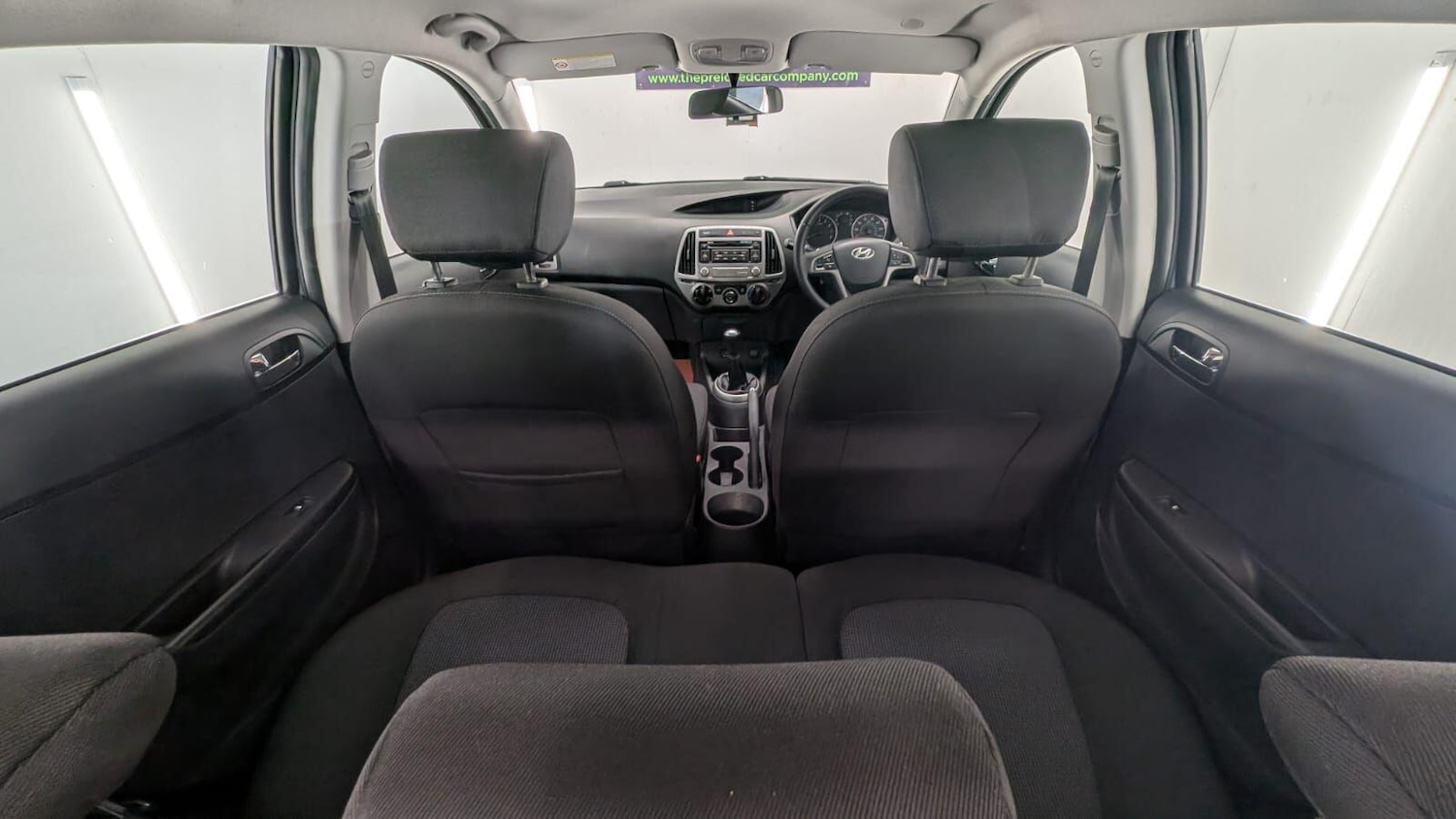 Used Hyundai i20 2014 for sale - 76608515: Photo 4