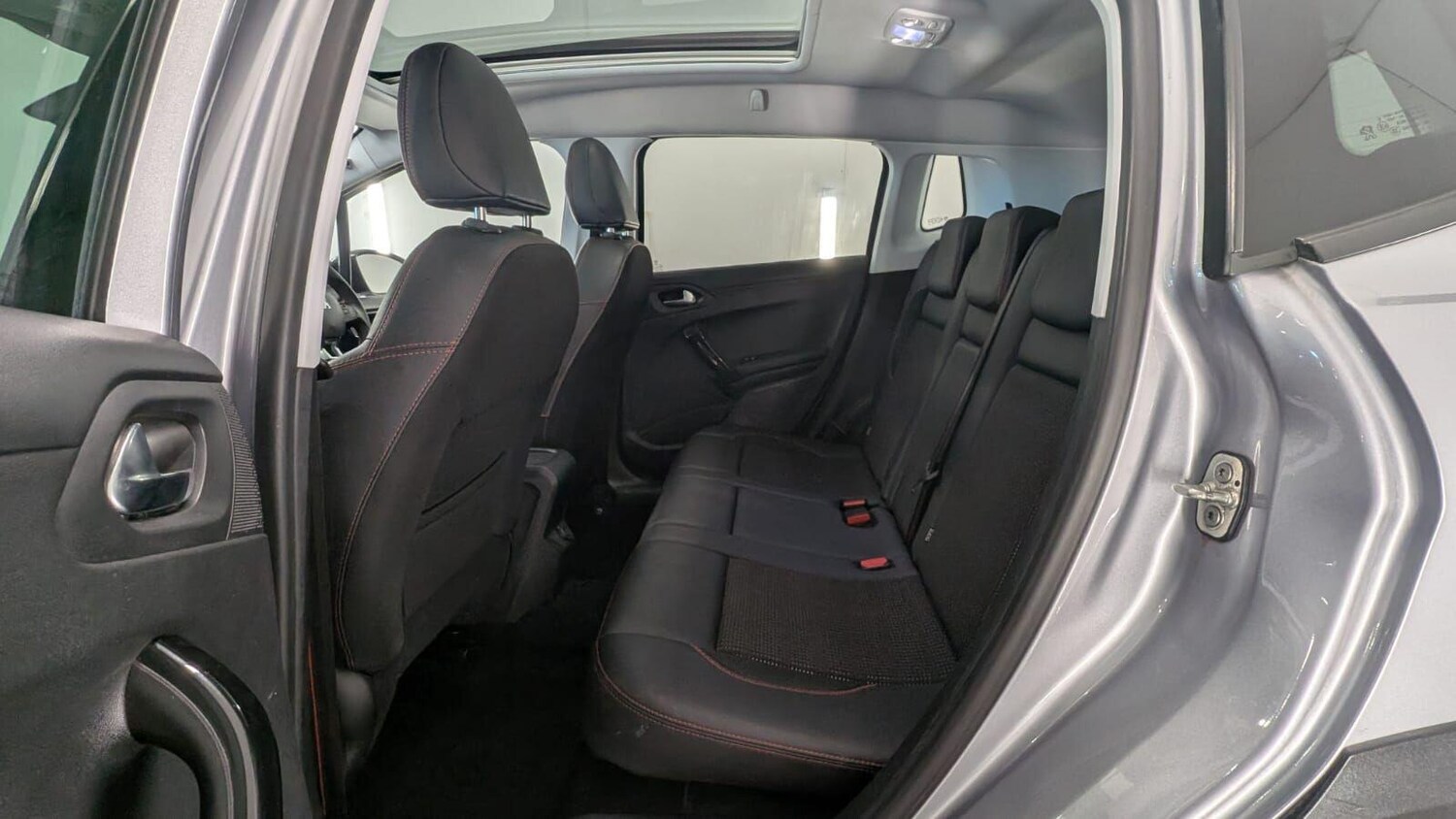 Used Peugeot 2008 2017 for sale - 77574424: Photo 31