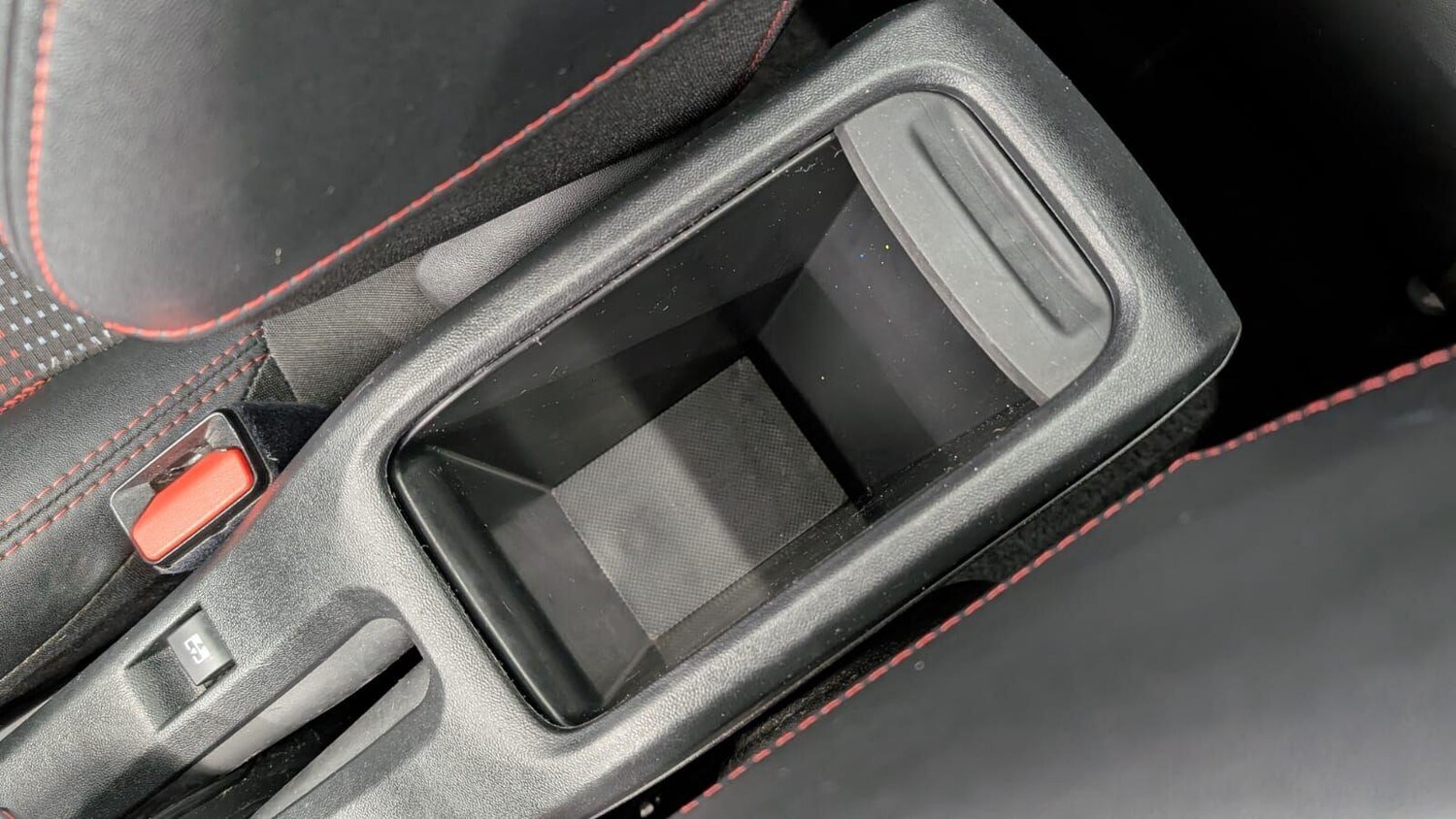 Used Peugeot 2008 2017 for sale - 77574424: Photo 38