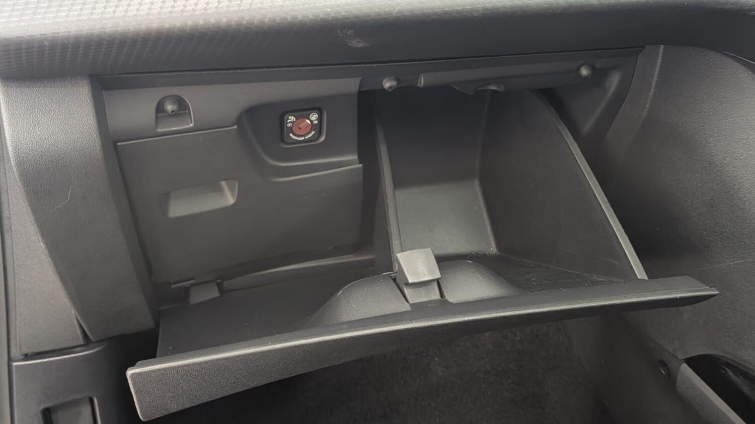 Used Peugeot 2008 2017 for sale - 77574424: Photo 45