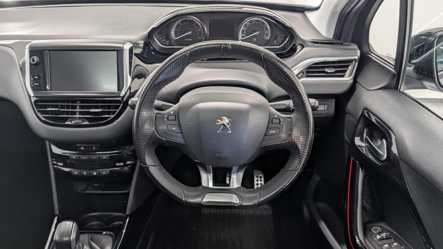 Used Peugeot 2008 2017 for sale - 77574424: Photo 64