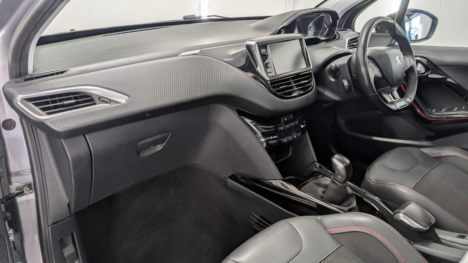 Used Peugeot 2008 2017 for sale - 77574424: Photo 69