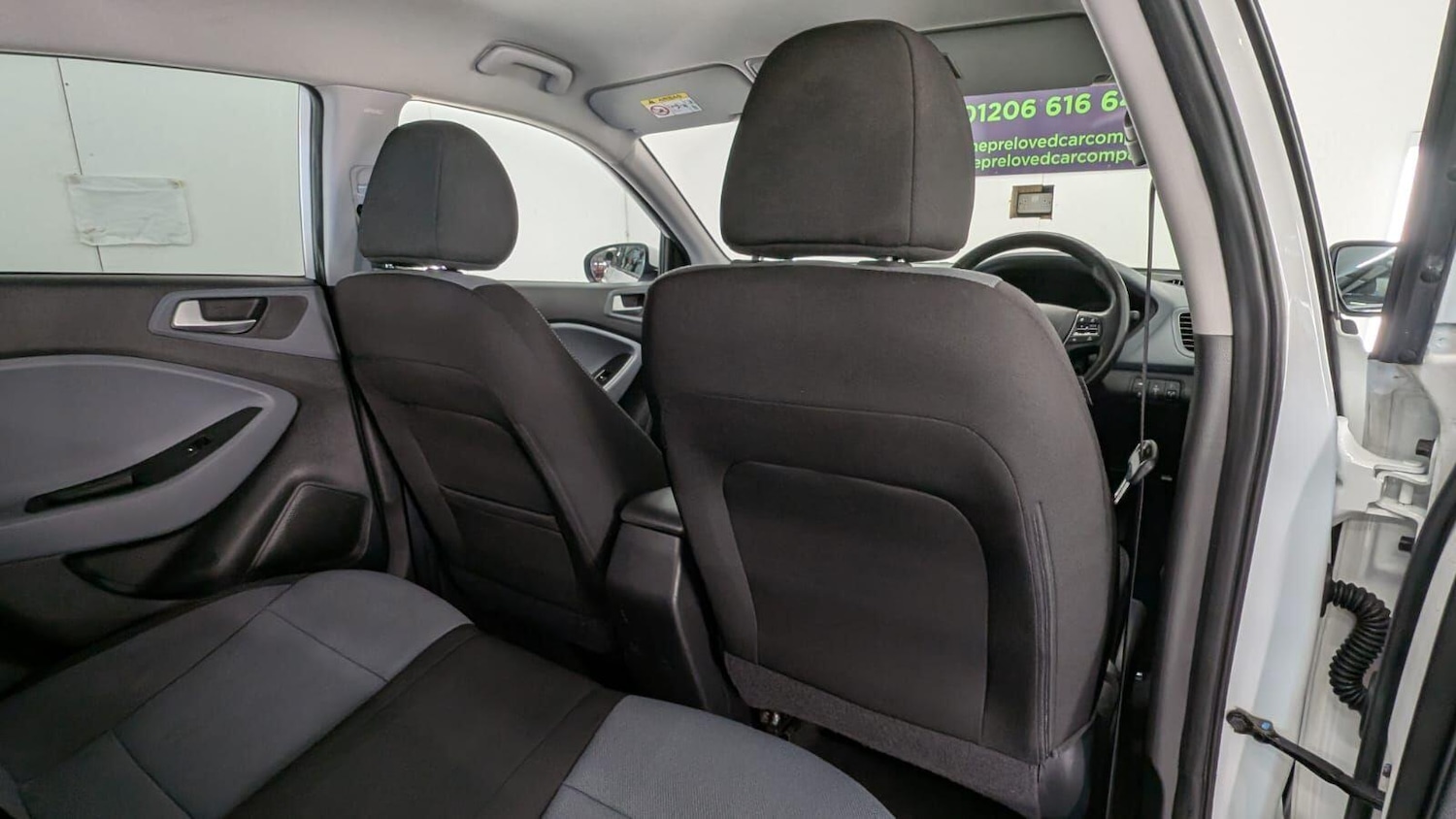 Used Hyundai i20 2015 for sale - 78185742: Photo 34