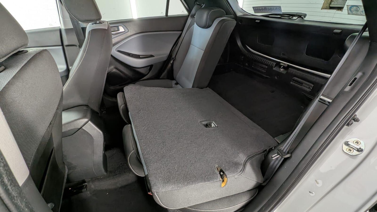 Used Hyundai i20 2015 for sale - 78185742: Photo 36