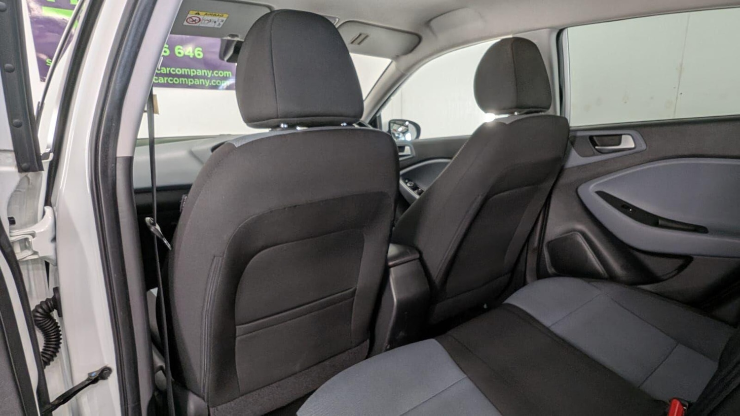 Used Hyundai i20 2015 for sale - 78185742: Photo 37