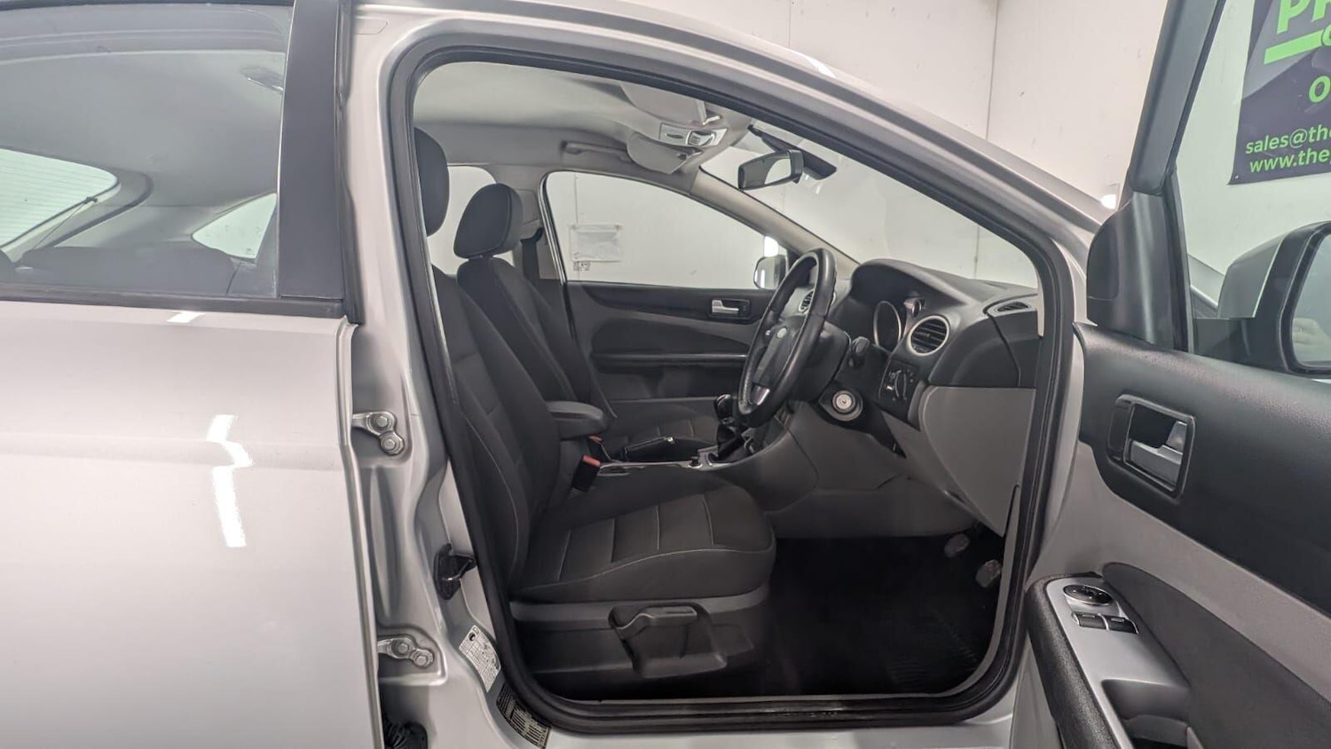 Used Ford Focus 2011 for sale - 77633584: Photo 31