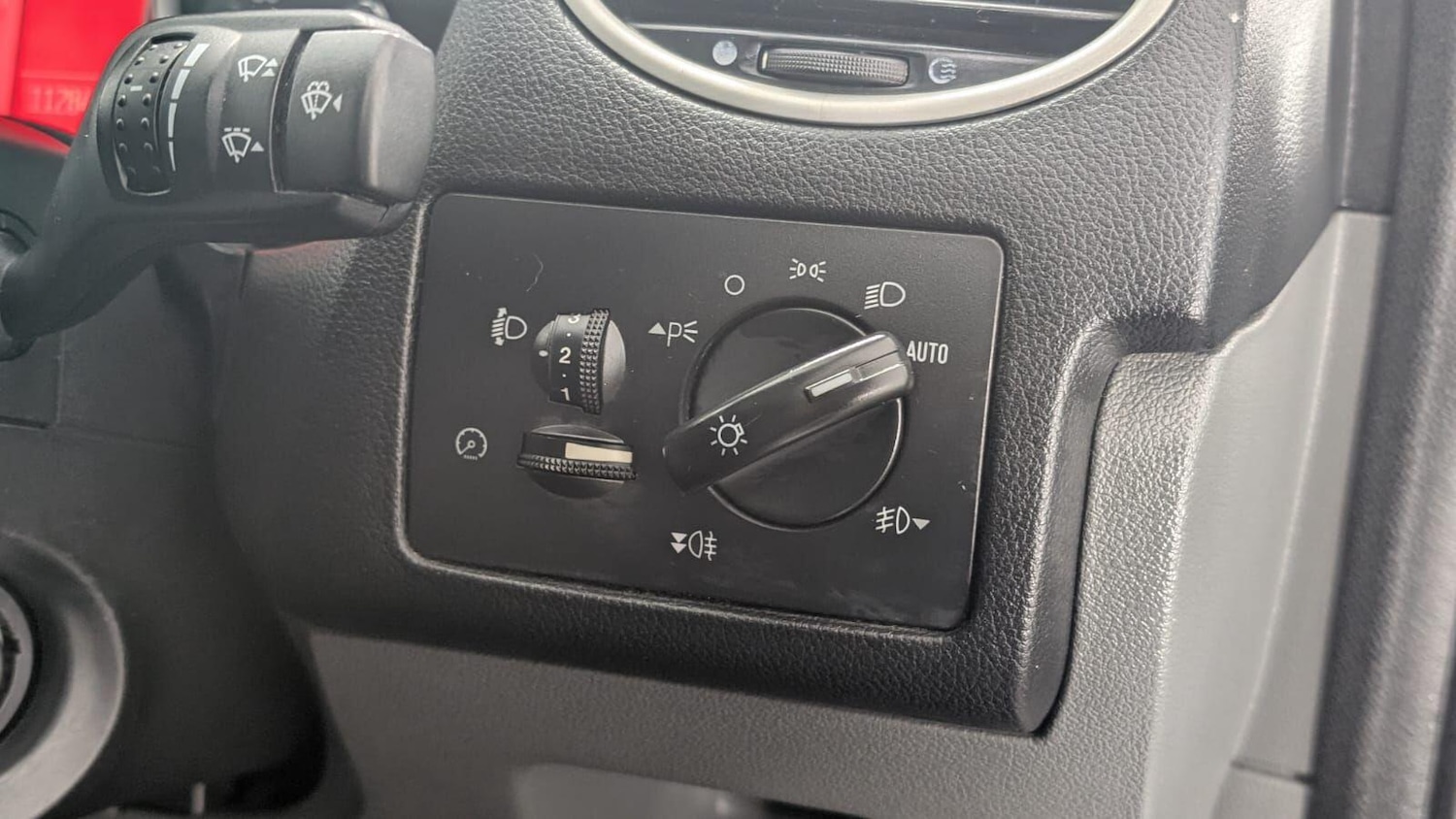 Used Ford Focus 2011 for sale - 77633584: Photo 45