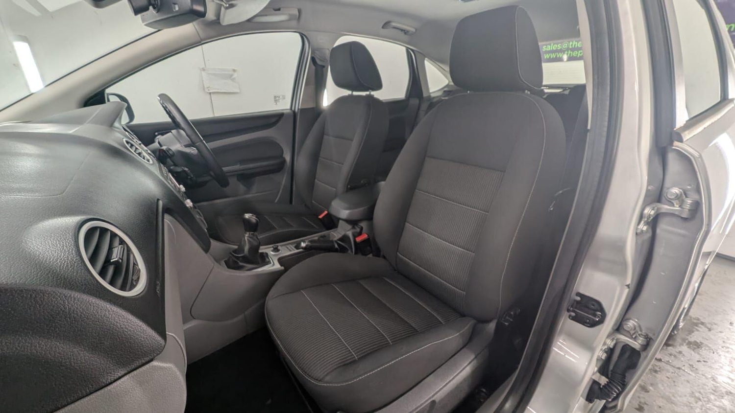 Used Ford Focus 2011 for sale - 77633584: Photo 78