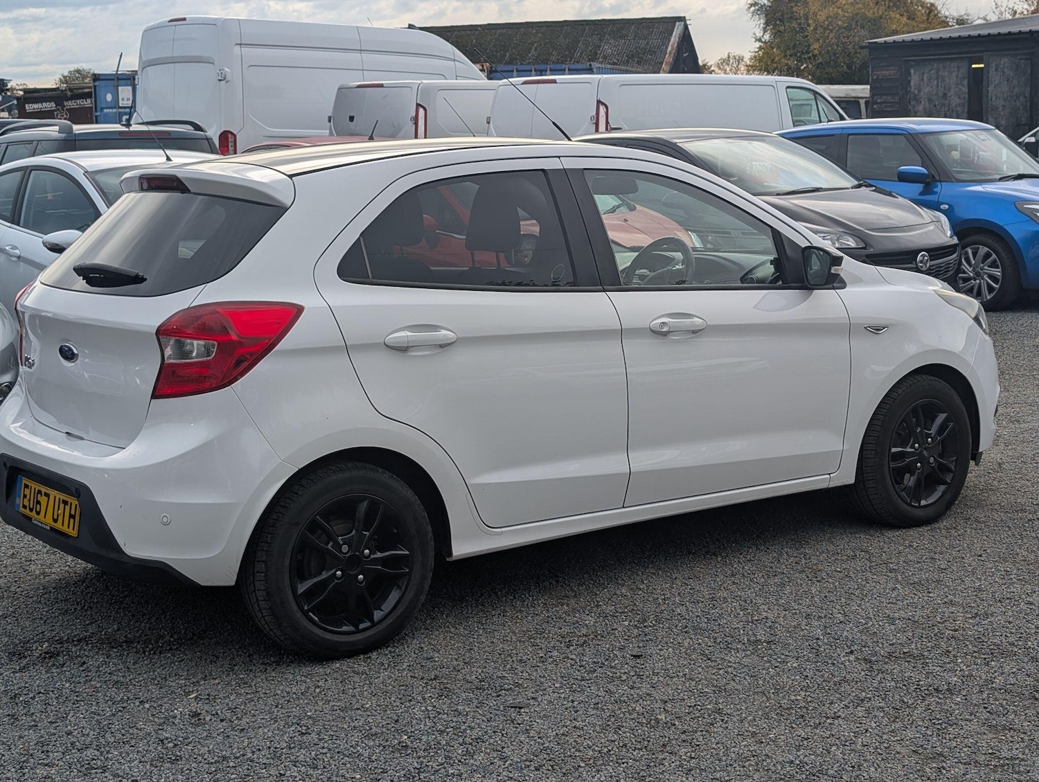 Used Ford Ka+ 2017 for sale - 76499669: Photo 4
