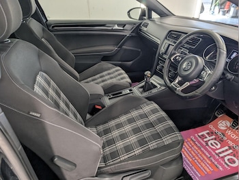 Used Volkswagen Golf 2013 for sale - 75247639: Photo