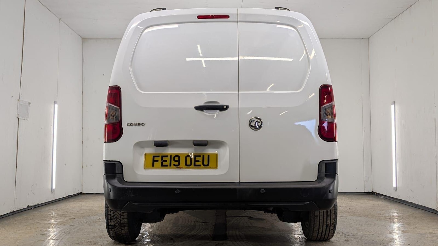 Used Vauxhall Combo 2019 for sale - 77854108: Photo 2