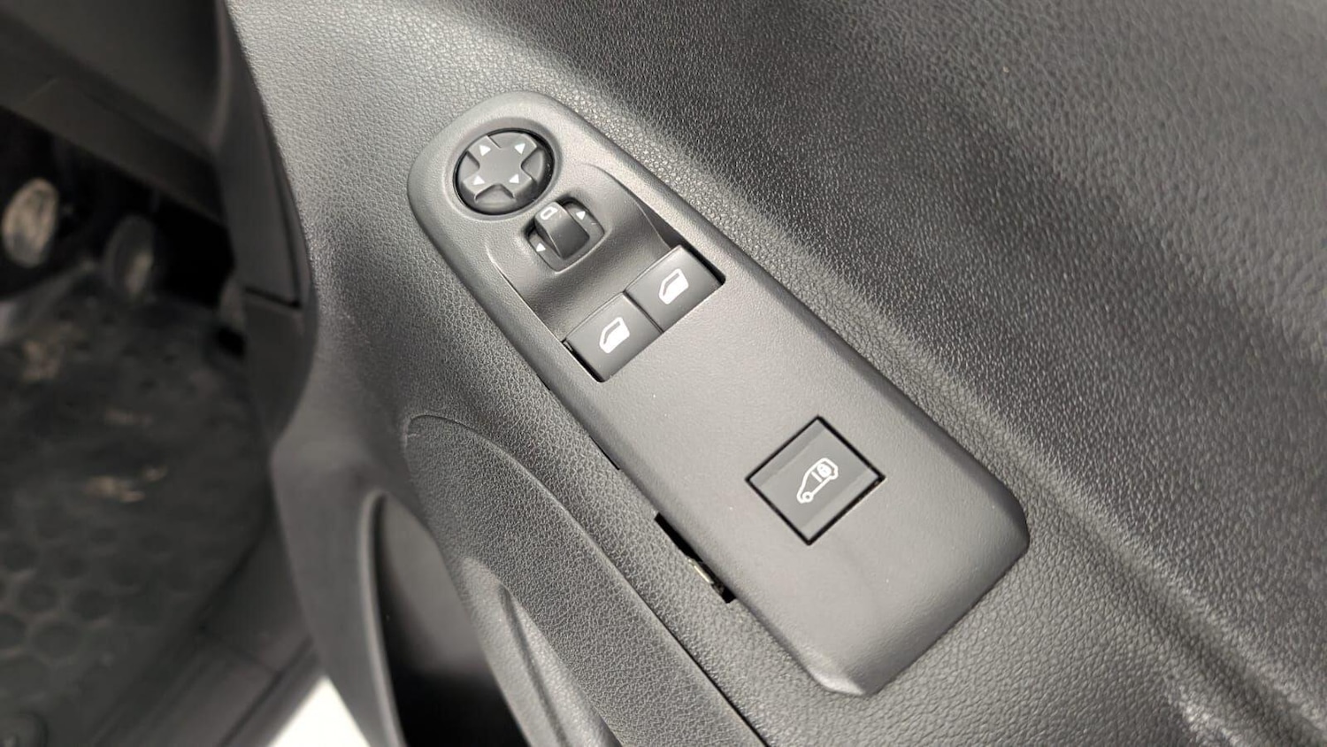 Used Vauxhall Combo 2019 for sale - 77854108: Photo 64