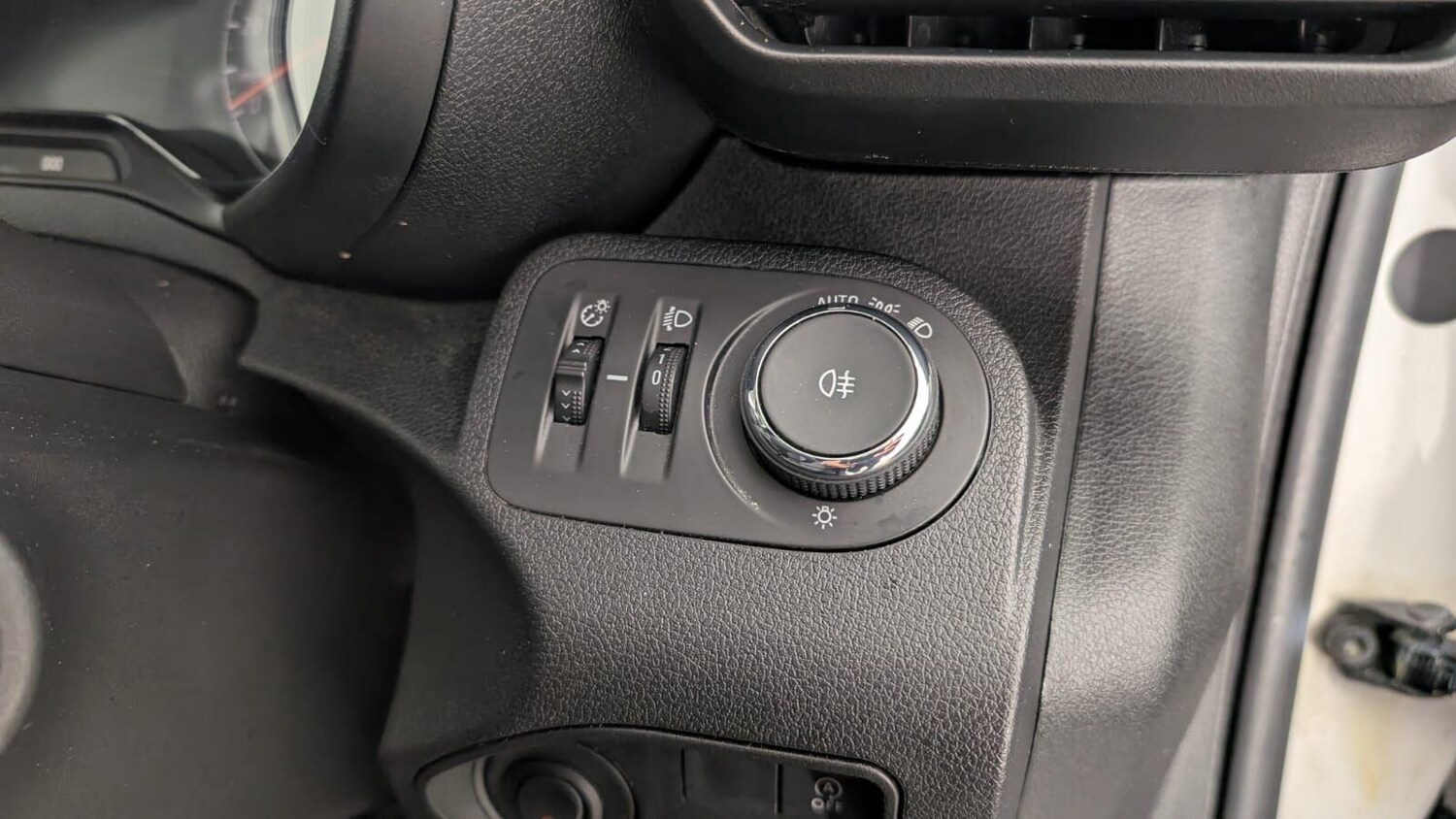 Used Vauxhall Combo 2019 for sale - 77854108: Photo 69