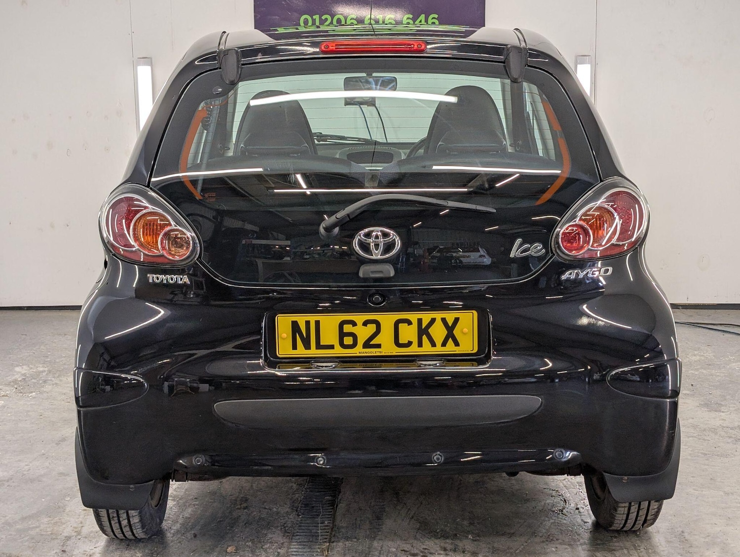 Vehicle 21