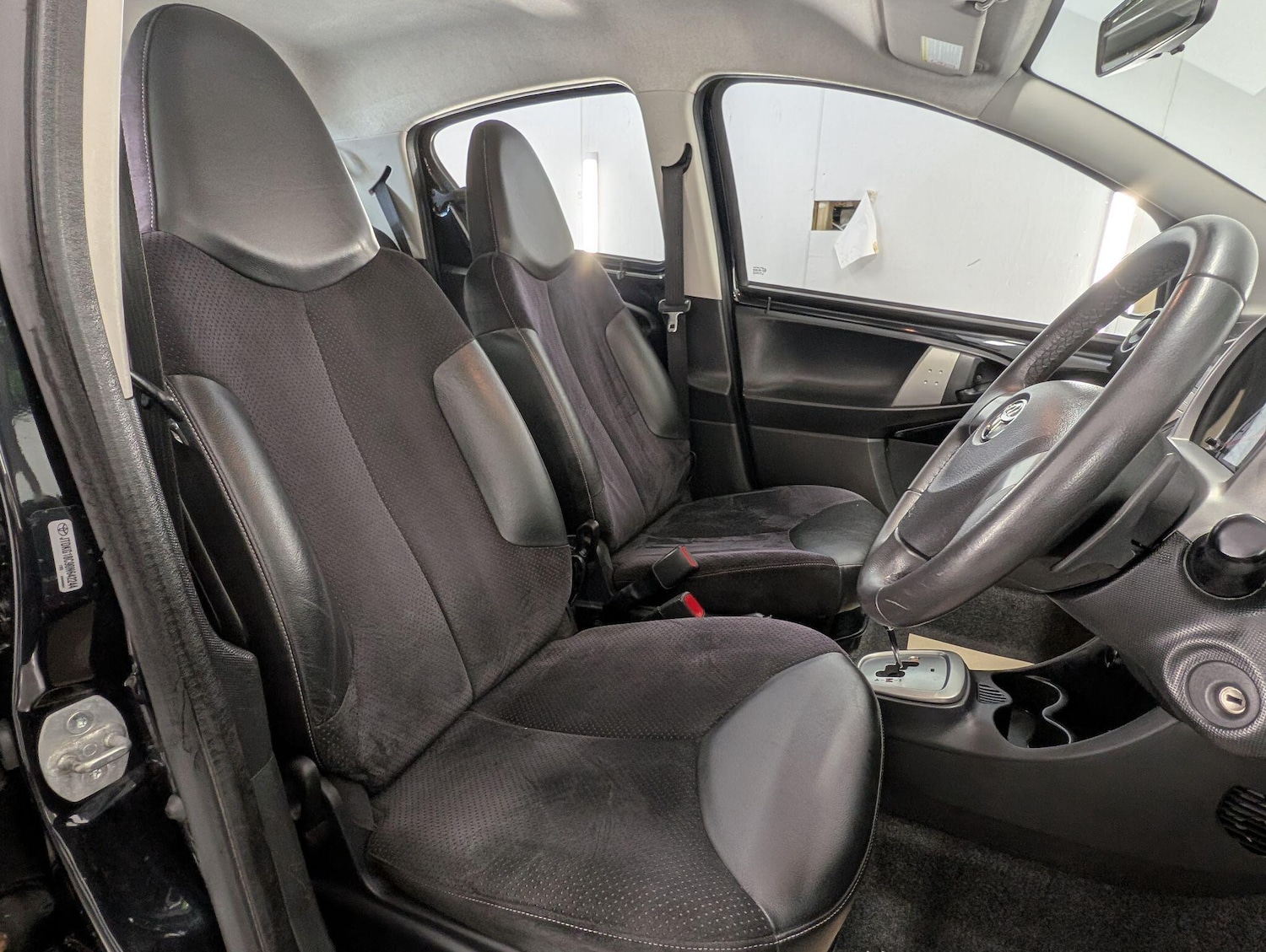 Vehicle 29