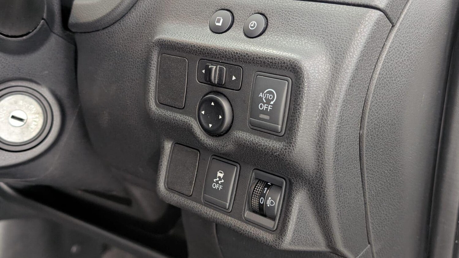 Used Nissan Note 2017 for sale - 76370688: Photo 37