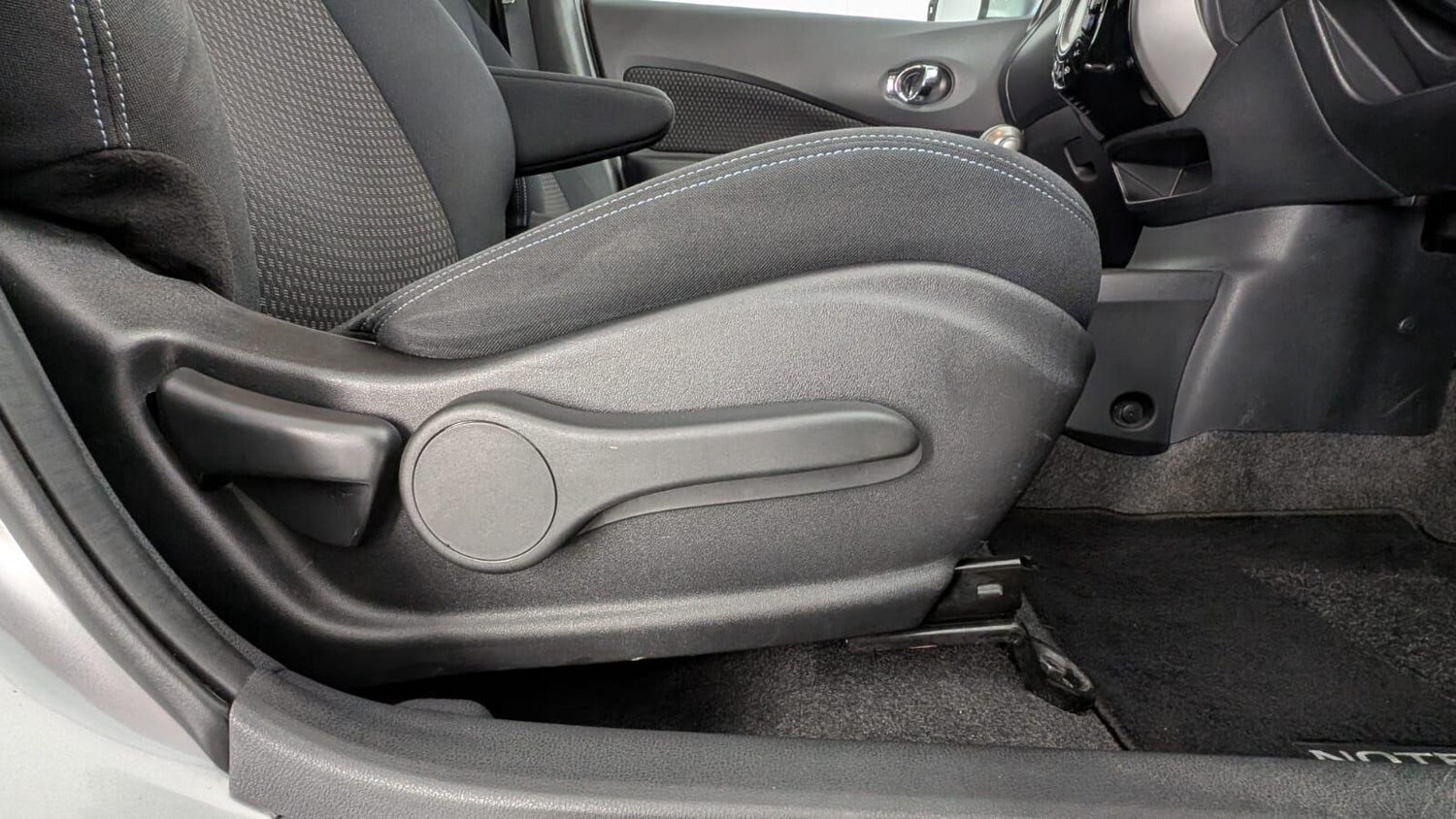 Used Nissan Note 2017 for sale - 76370688: Photo 72