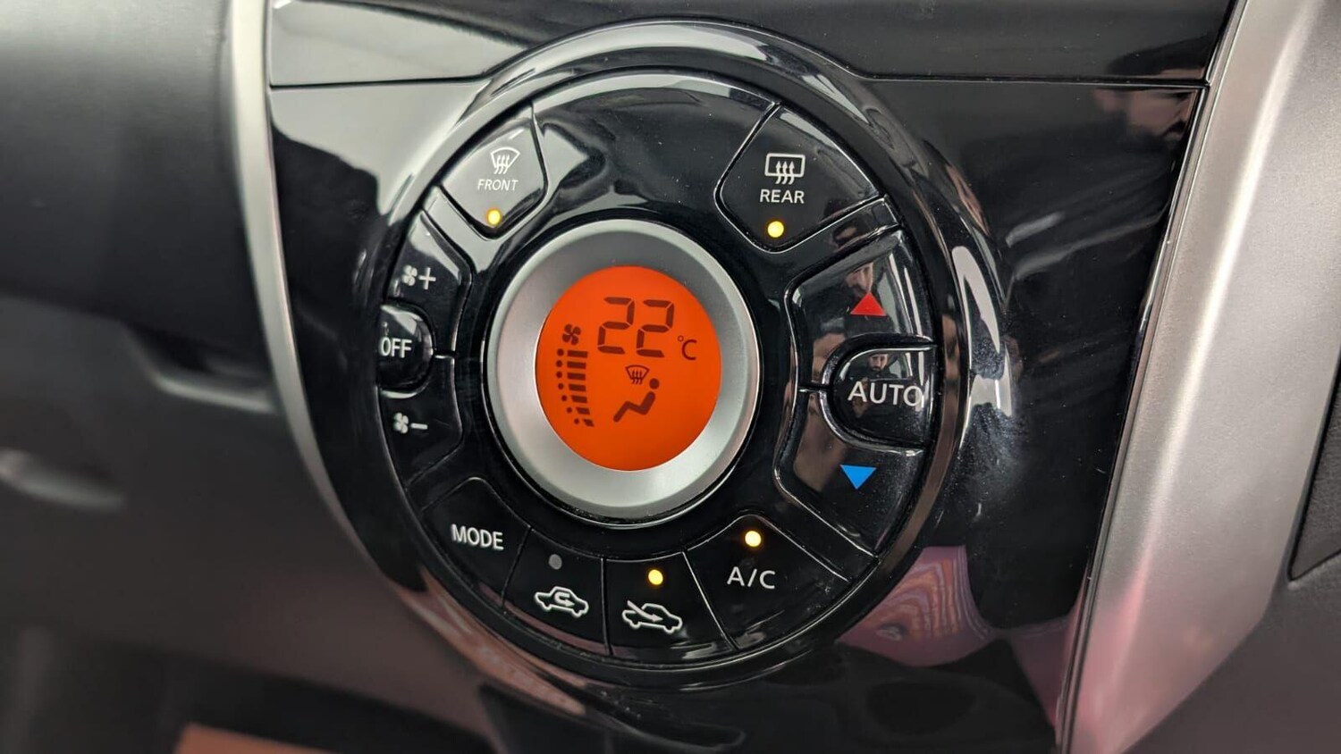 Used Nissan Note 2017 for sale - 76370688: Photo 75