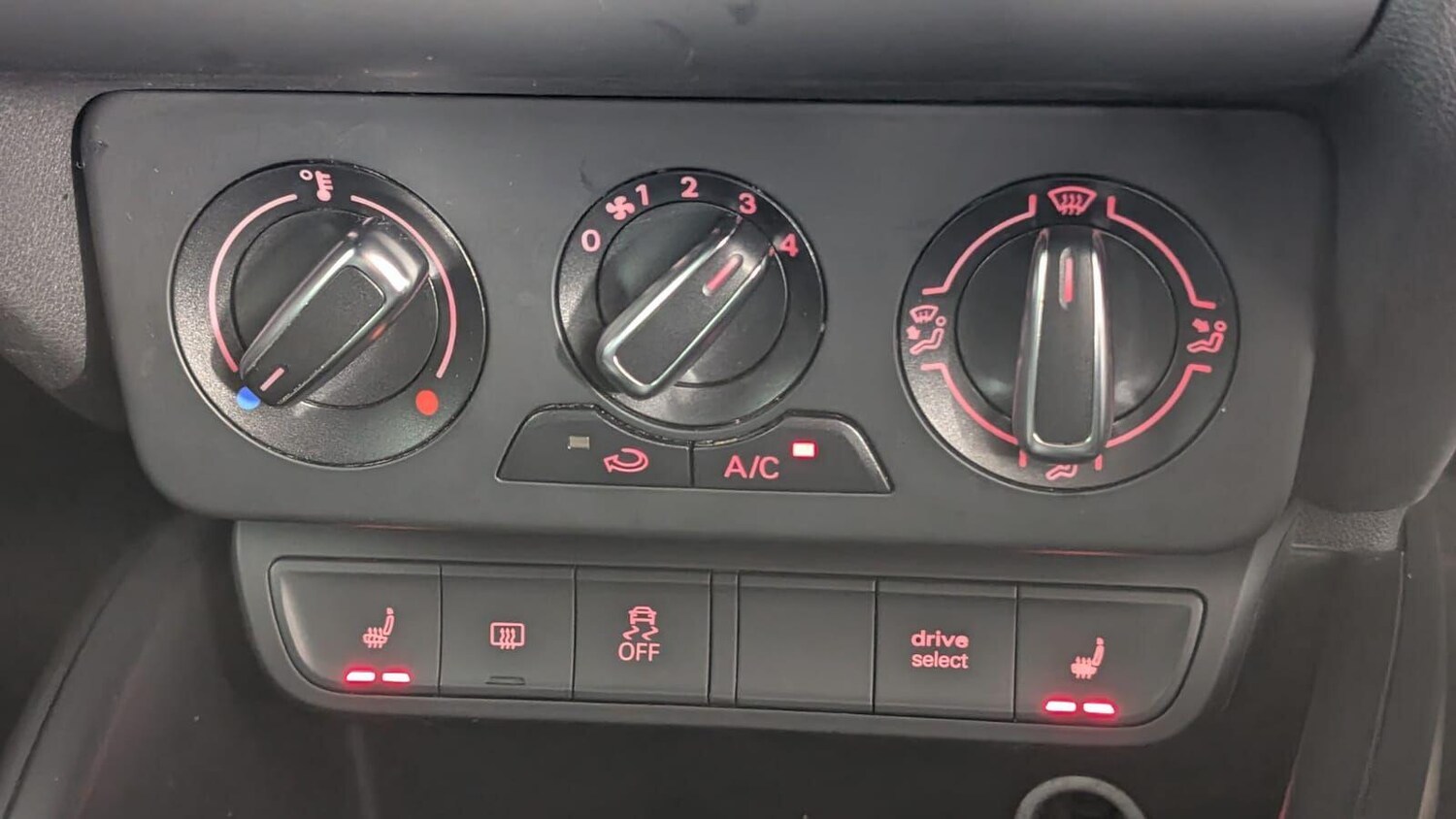 Used Audi A1 2016 for sale - 78157658: Photo 51