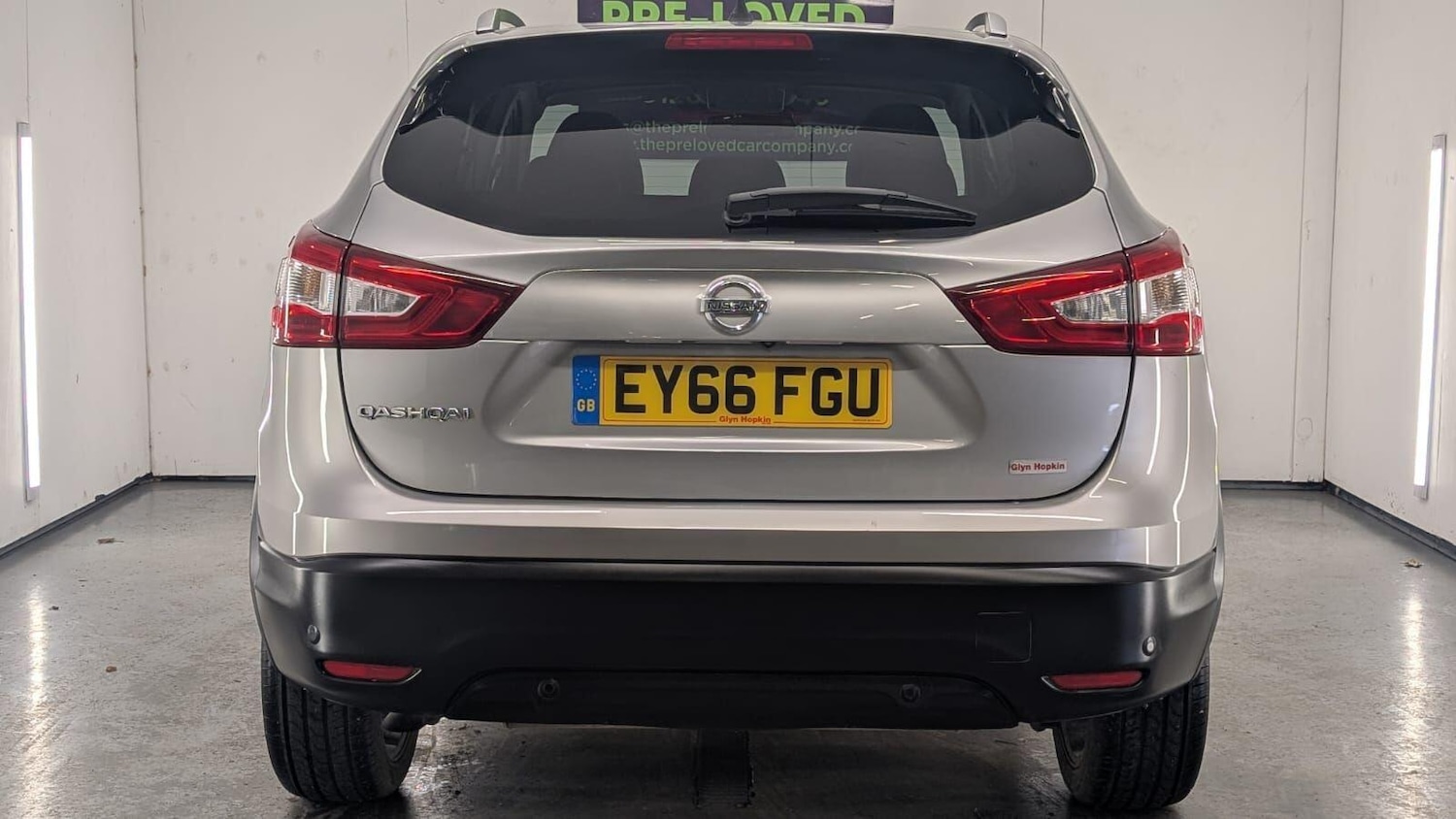 Used Nissan Qashqai 2016 for sale - 76801214: Photo 2