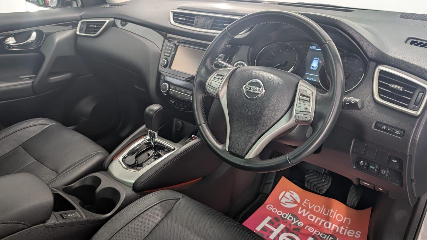 Used Nissan Qashqai 2016 for sale - 76801214: Photo 75