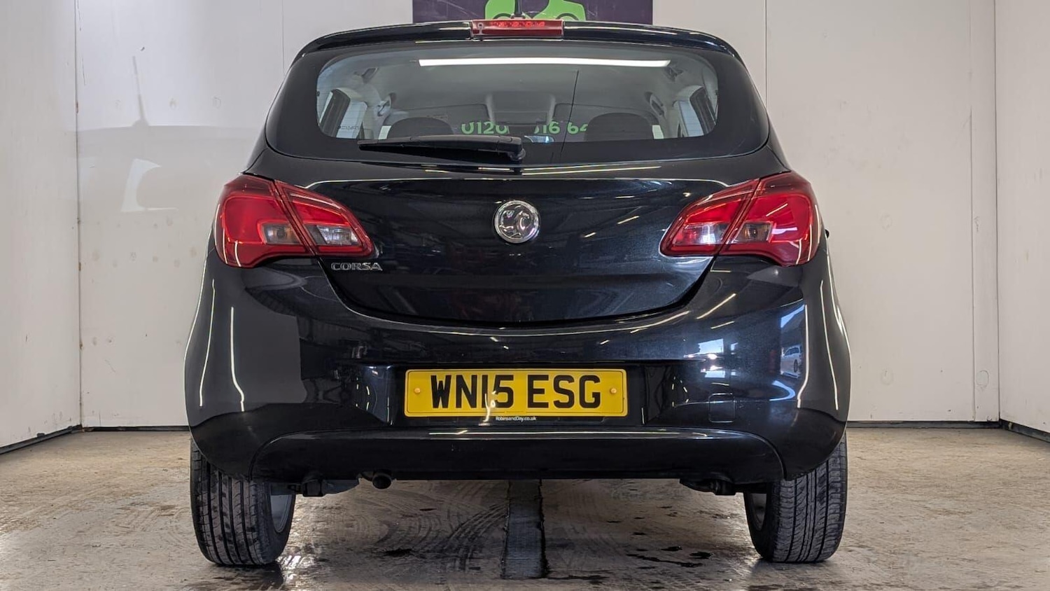 Used Vauxhall Corsa 2015 for sale - 77969896: Photo 2