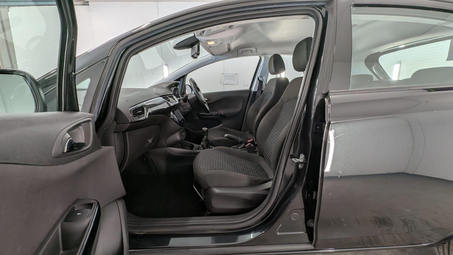 Used Vauxhall Corsa 2015 for sale - 77969896: Photo 73