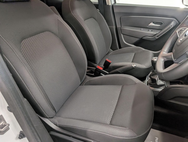 Used Dacia Duster 2020 for sale - 74653919: Photo 36