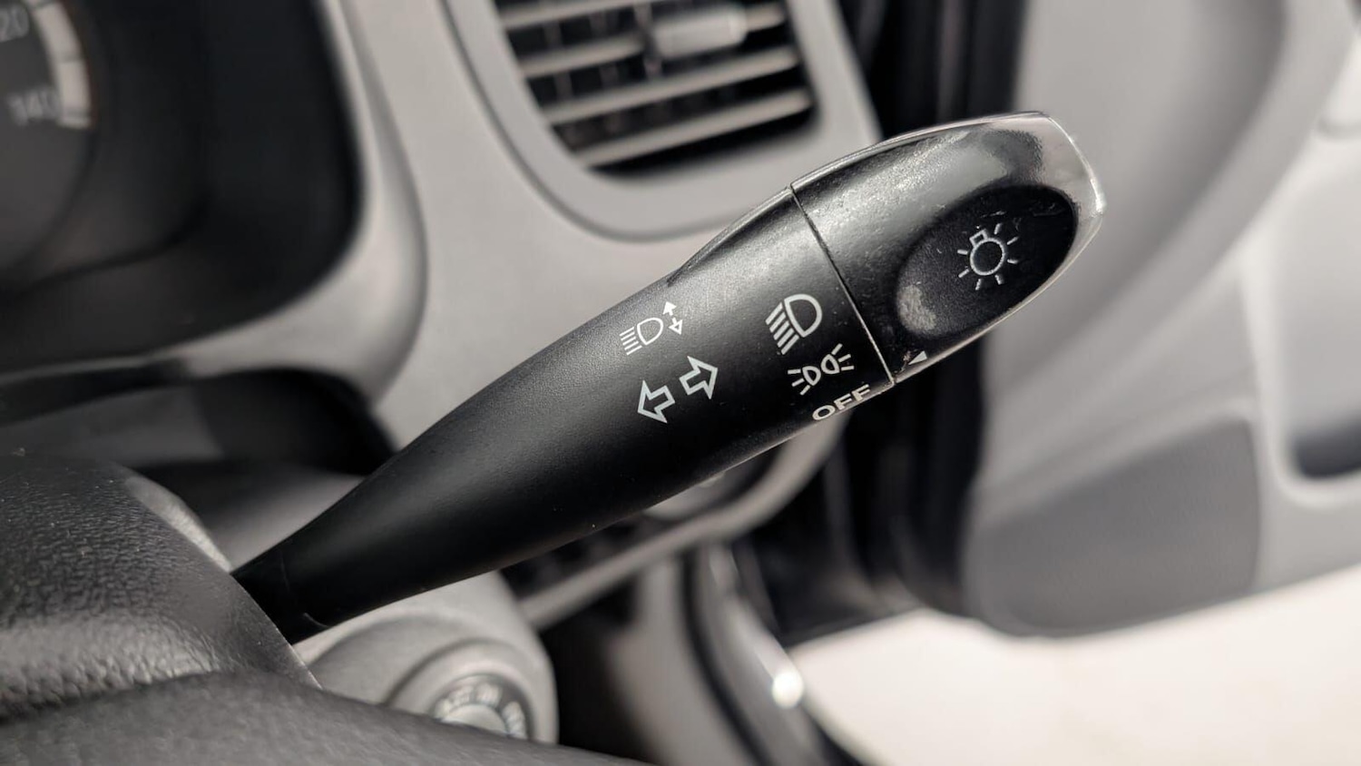 Used Kia Rio 2010 for sale - 76398089: Photo 36