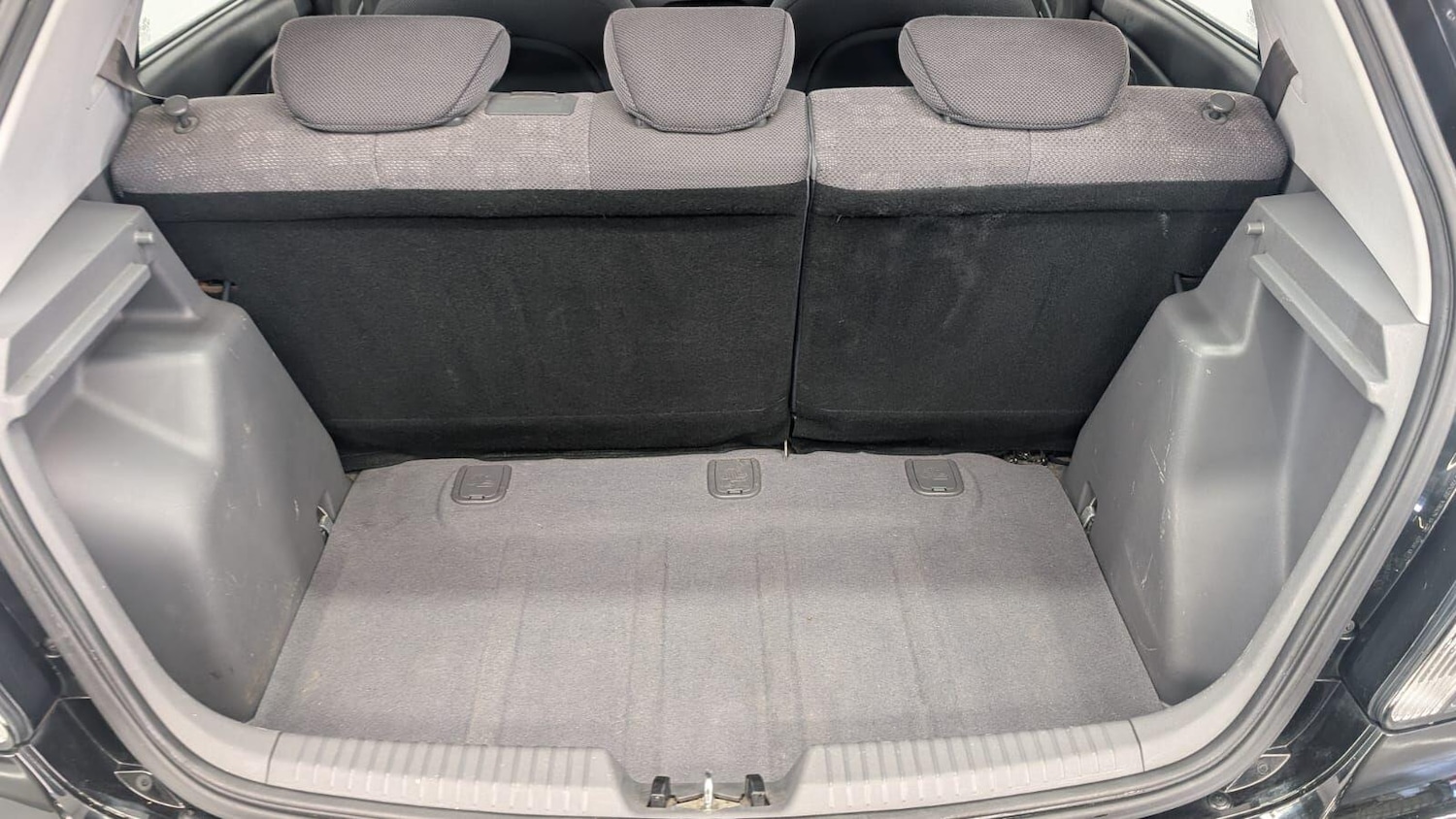 Used Kia Rio 2010 for sale - 76398089: Photo 72